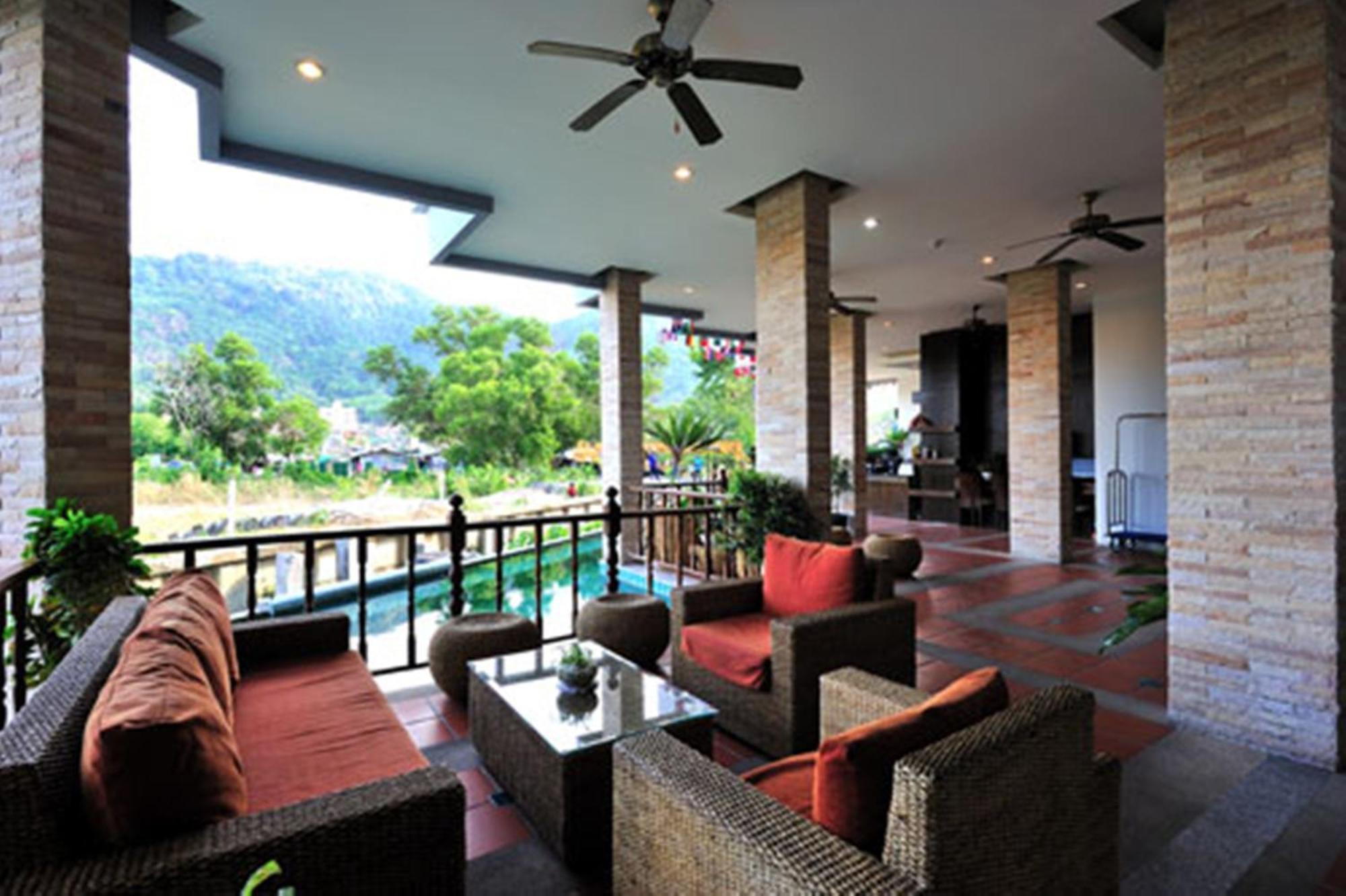 Apk Resort Patong Exteriér fotografie